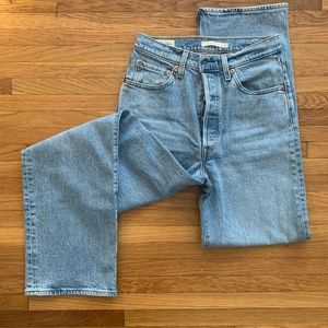 Levi's Ribcage Jeans Size 27